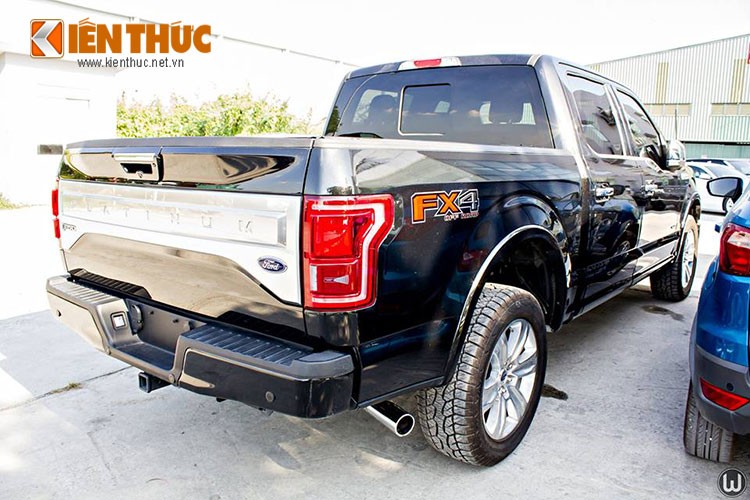 “Sieu xe” ban tai 2,6 ty Ford F-150 Platium tai Viet Nam-Hinh-4